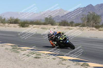 media/Oct-05-2025-CVMA (Sun) [[beeef4f201]]/Race 3-Amateur Supersport Middleweight/